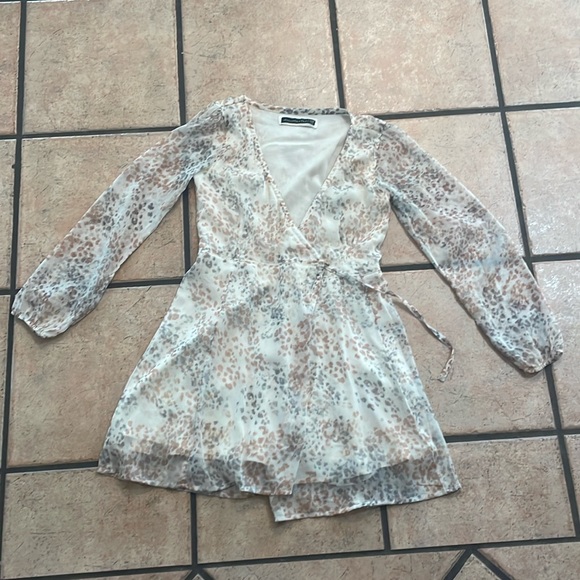 Abercrombie Wrap Dress Long Sleeve Sheer - Picture 1 of 4